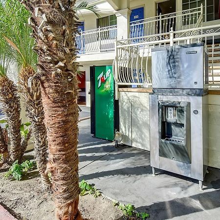 Motel 6 Garden Grove Buitenkant foto
