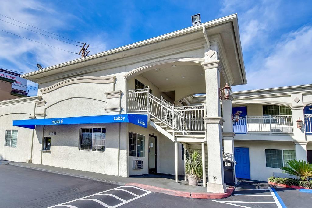 Motel 6 Garden Grove Buitenkant foto
